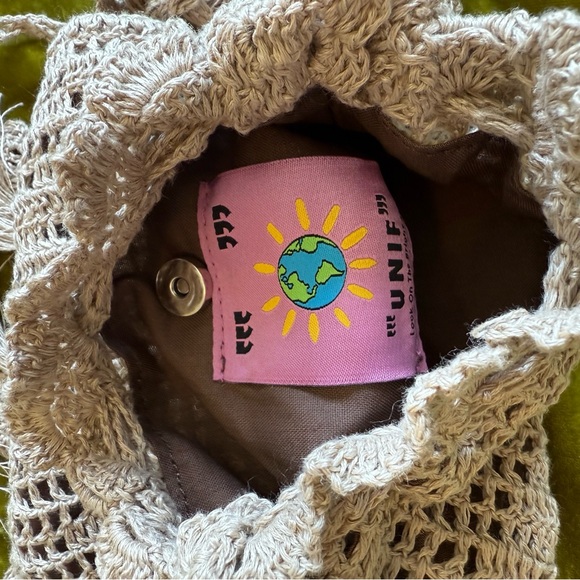 UNIF Hook Bag - Picture 2 of 3